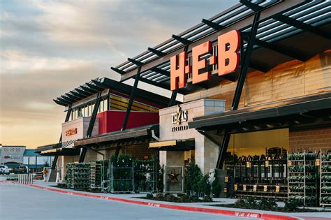 H-E-B plans to remove plexiglass from grocery stores