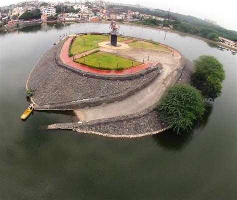 Statue of Shivaji at Katraj Lake - Pune | interesting place, 2008_construction, tourist ...