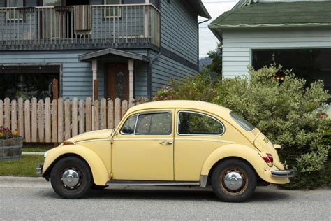 The punchbuggy effect