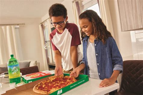 Marco’s Pizza reaches milestone, launches innovations | MEAT+POULTRY