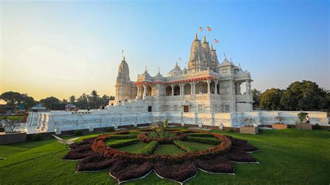 BAPS Shri Swaminarayan Mandir - Navsari - Visitor Information