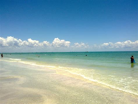 "Algiers" beach on Sanibel Island | Very hot day in Southwes… | Flickr