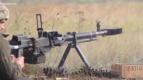 Ukrainians Using The Soviet Dashka Heavy Machine Gun - YouTube
