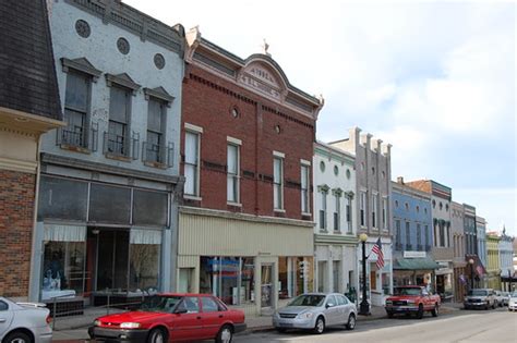 Downtown Harrodsburg, Kentucky's oldest town | Rich McGervey | Flickr