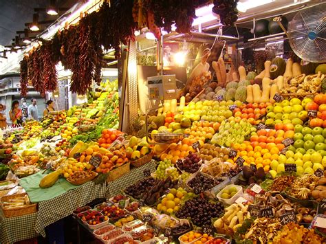 File:Mercat de la Boqueria.jpg - Wikimedia Commons