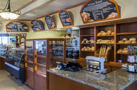 Take a Gander Inside the Cult-Favorite Kneaders Bakery & Cafe - Eater Vegas