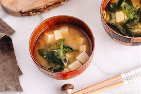 Vegan Miso Soup ヴィーガン味噌汁 • Just One Cookbook