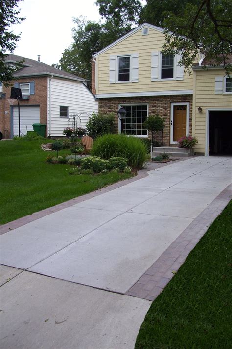 Incredible Driveway Border Ideas Photos References