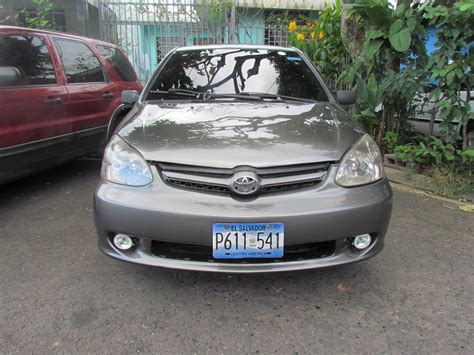 Usados: Toyota Echo 2003 4 puertas automático - Carros El Salvador