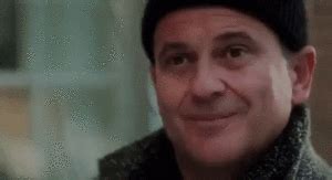 Joe Pesci Home Alone Gif