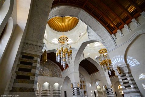 Muscat’s Ten Most Beautiful Mosques – OmanTripper