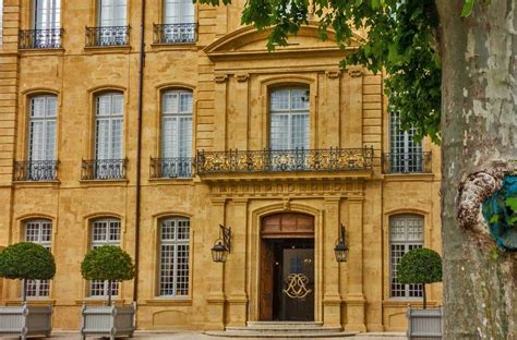 Aix-en-Provence Baroque Landmark Reborn as Art Center | Josette King