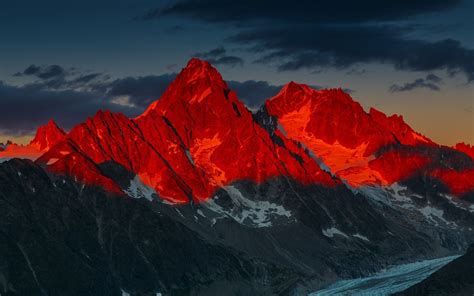 Red Sunset Over Mountains 1680 x 1050 widescreen Wallpaper