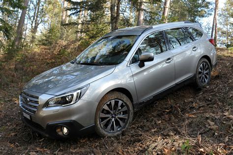 Subaru Outback review: 2015 first drive | Motoring Research