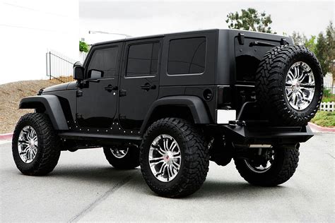 Black Jeep on Pinterest | 2015 Jeep Wrangler, Jeep Tj and Lifted Jeep ...