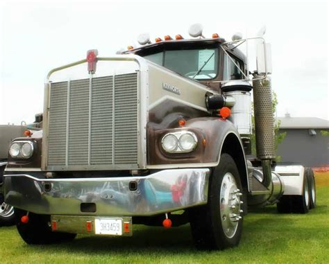 The Kenworth W900 Models Photo Collection You've Been Looking For!