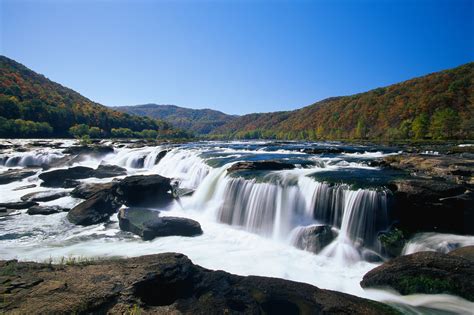 sandstone-falls - West Virginia Pictures - West Virginia - HISTORY.com