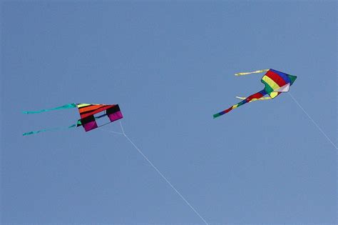 Guide to Fighter Kites and Kite Fighting | Recreation Insider