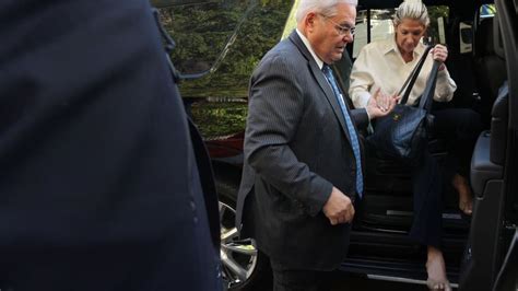 Sen. Bob Menendez and wife seek separate trials on bribery charges | FOX 5 New York