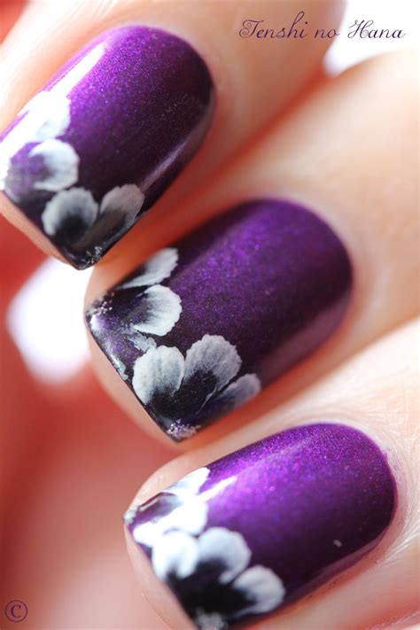 Double petites violettes (One Stroke) - Nature Nails Nail Art by Tenshi no Hana