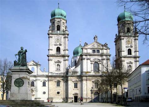 St Stephen's Cathedral Passau, Germany - Catholic Largest Pipe Organ in the world - Pilgrim-info.com