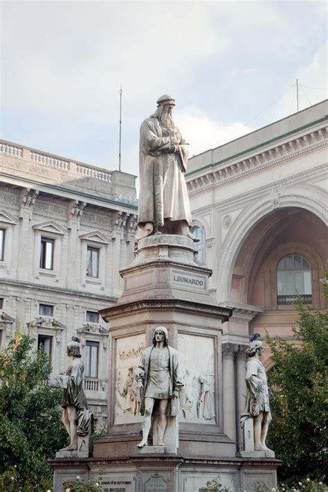 Milan, Italy, 2022 - Statue of Leonardo Da Vinci, Milan, Italy 7829694 ...