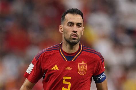 Spain midfielder Sergio Busquets announces international retirement ...