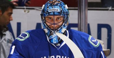 Luongo getting Ring of Honour instead of jersey retirement from Canucks ...