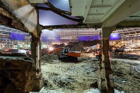 Stadium Construction in Qatar Stock Photo - Image of dusk, gulf: 37216200