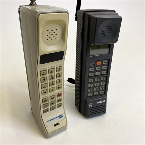 Portable Stornophone DynaTAC 220 Brick Mobile Phone (1990) (Non ...