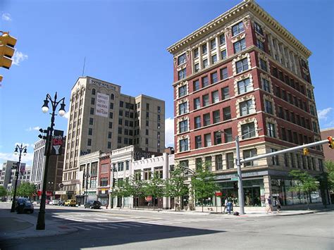 File:Broadway Avenue Historic District - Detroit, Michigan.jpg