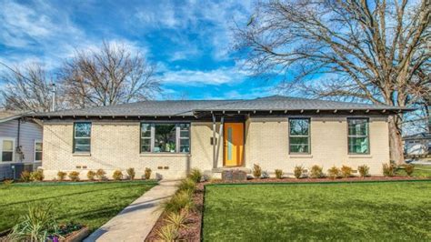 Renovated MCM in McKinney Historic District Is Surrounded by History - CandysDirt.com