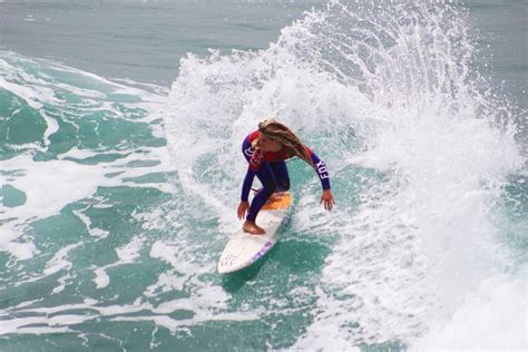 Caroline Marks rips! - Florida Surf Museum