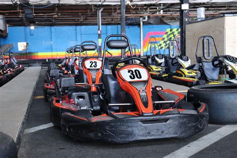 ONE OF AUSTRALIA'S LARGEST GO KARTING CENTERS! | Karting Madness Braybrook