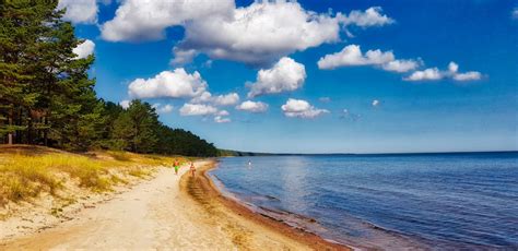 Most of Latvia’s coastal bathing locations have ‘excellent’ water quality | The Baltic Word