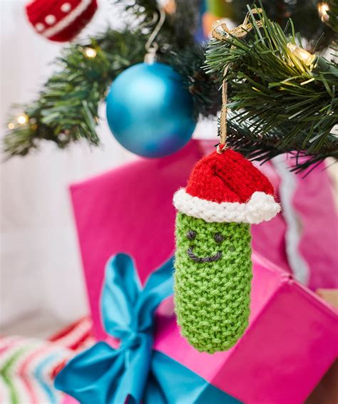 Free Free Christmas Tree Ornaments Knitting Patterns Patterns ⋆ Knitting Bee (43 free knitting ...