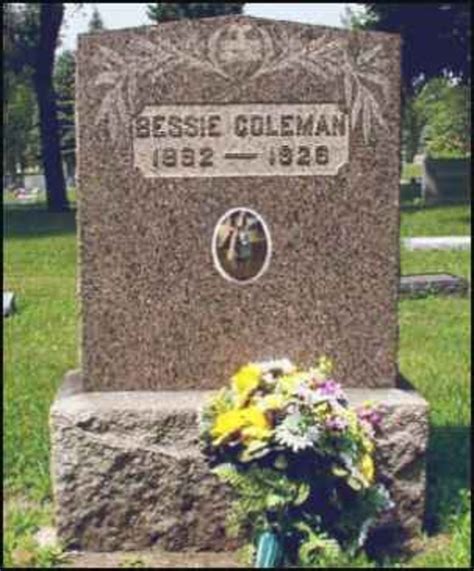 Bessie Coleman: First Female African-American Licensed Pilot - Owlcation