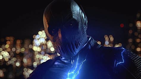 The Flash: Zoom desenmascarado en el nuevo y frenético tráiler