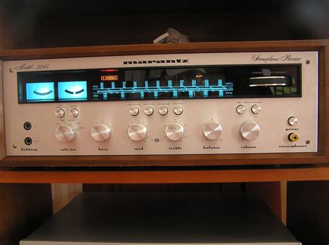 TONE WARRIOR: Vintage Stereo - Marantz 2245 Receiver