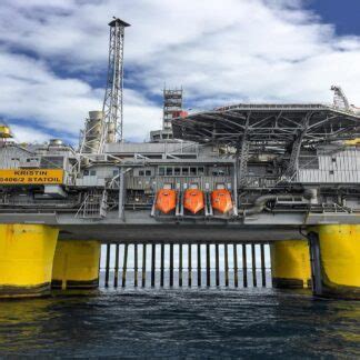 Offshore Oil Rig Safety Equipment - Ship Technology