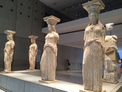 Acropolis Museum Guided tour | Evre Tour