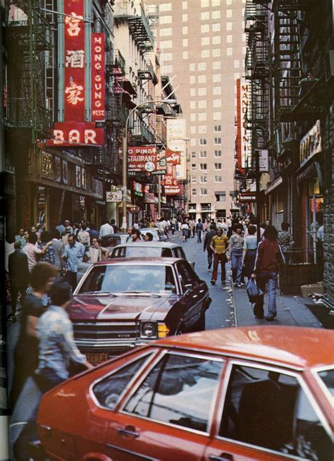 70s NYC Paradise | New york pictures, Street scenes, Vintage new york