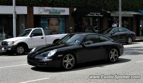 Porsche 911 spotted in Beverly Hills, California on 03/29/2011, photo 8