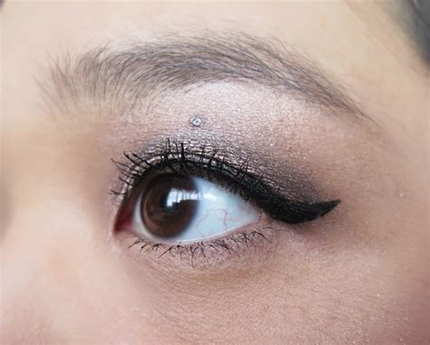 The Blackmentos Beauty Box: FOTD: Smokey walnut brown eyes with MUA's ...