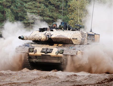 KMW upgrades former Dutch Leopard 2s for the German Army | Defense Update: