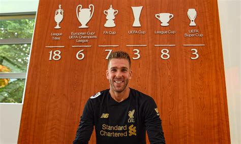 Official- Liverpool Sign Former West Ham Goalkeeper Adrian - Liverpool Core