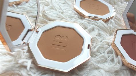 Samantha Jane: Fenty Beauty Bronzer Swatches