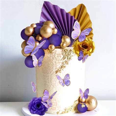 Beautiful purple cake decorations that add a pop of color to your dessert