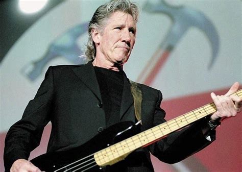 #rogerwaters #rogerwatersthewall #rogerwatersfans #musician #bassguitarist #guitarist #singer # ...