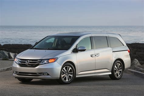 Honda Odyssey Cheapest Vehicle to Insure | TheDetroitBureau.com